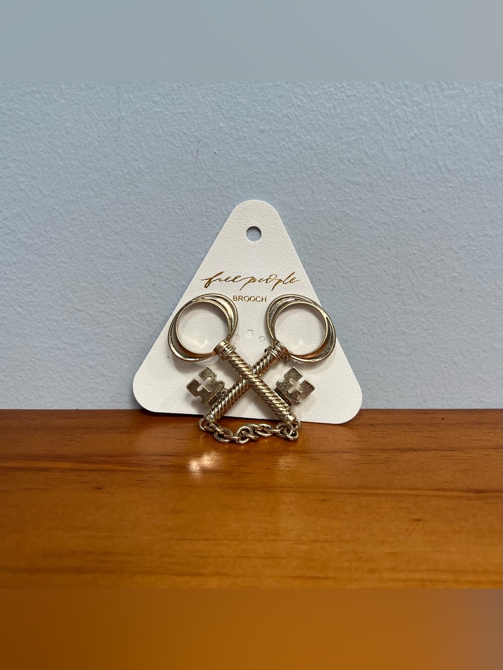 FREE PEOPLE Unlock Your Love Loyal Keys Chain Silver Tone Brooch NEW On Card
